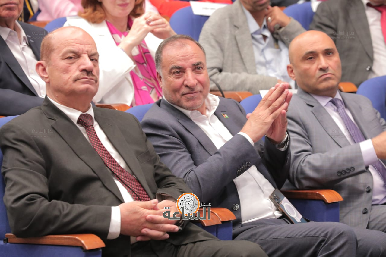 Madar Al-Saa Images 0.6470406979887109