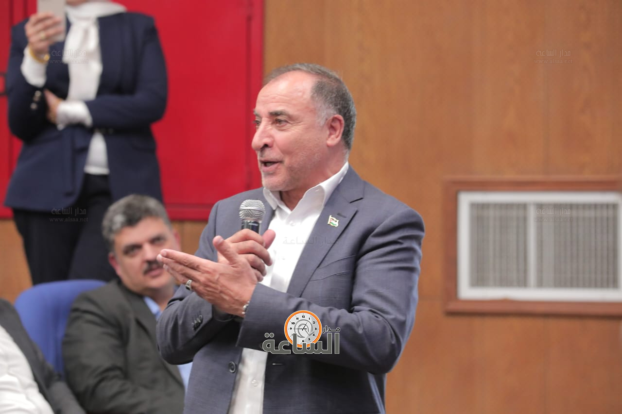 Madar Al-Saa Images 0.6400707426601453