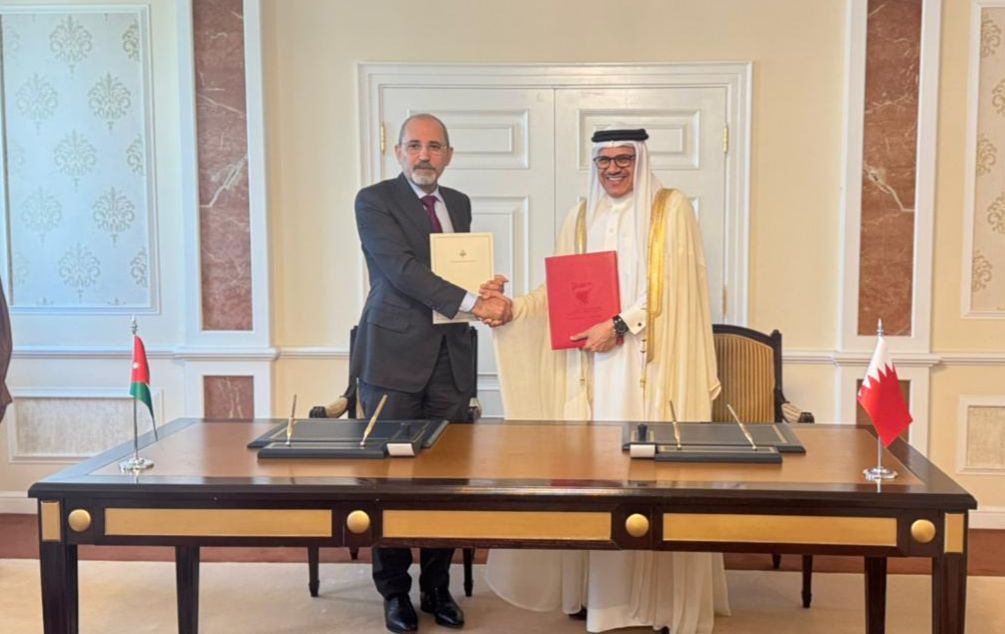 Madar Al-Saa Images 0.8182701060022544