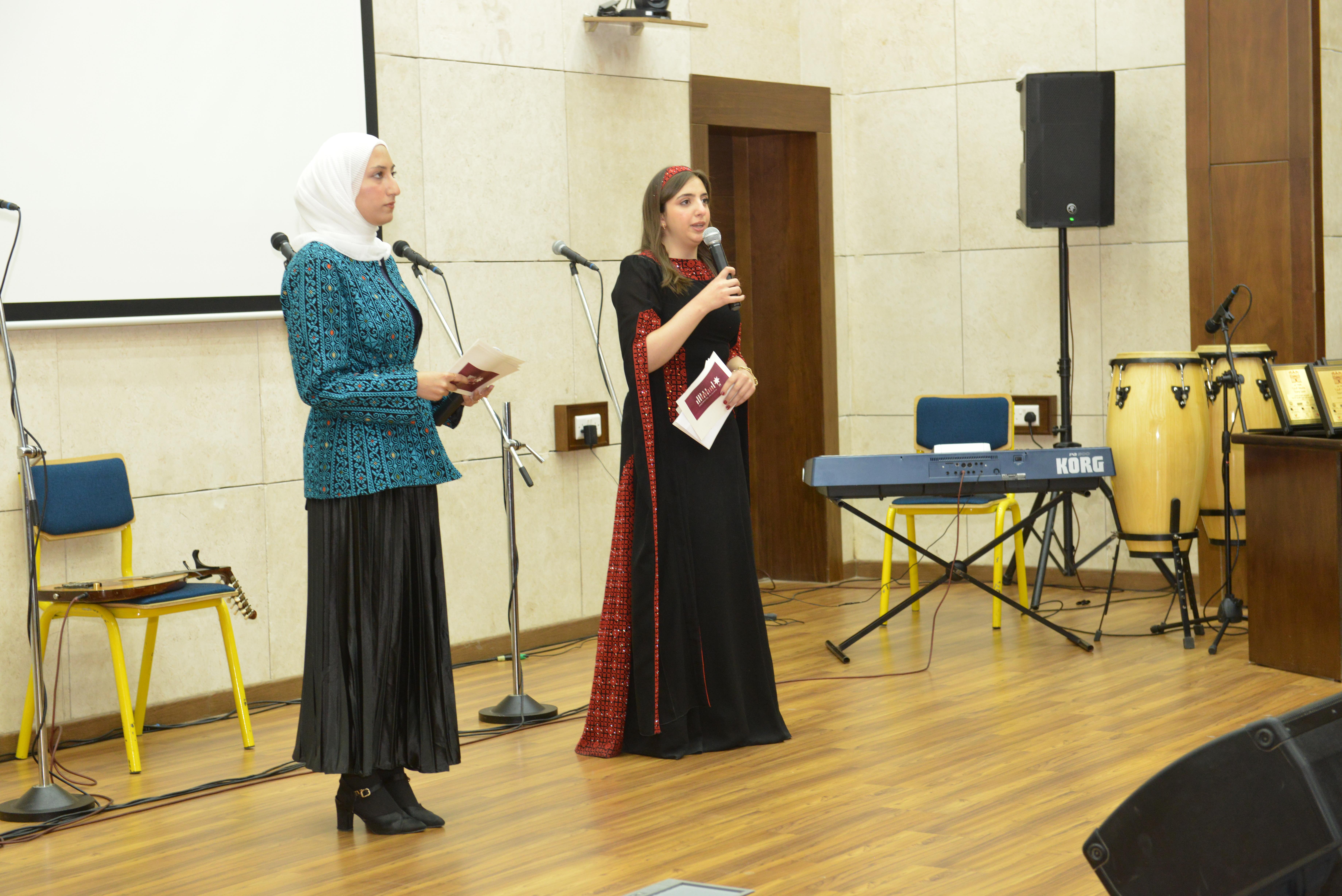 Madar Al-Saa Images 0.18626070575230336