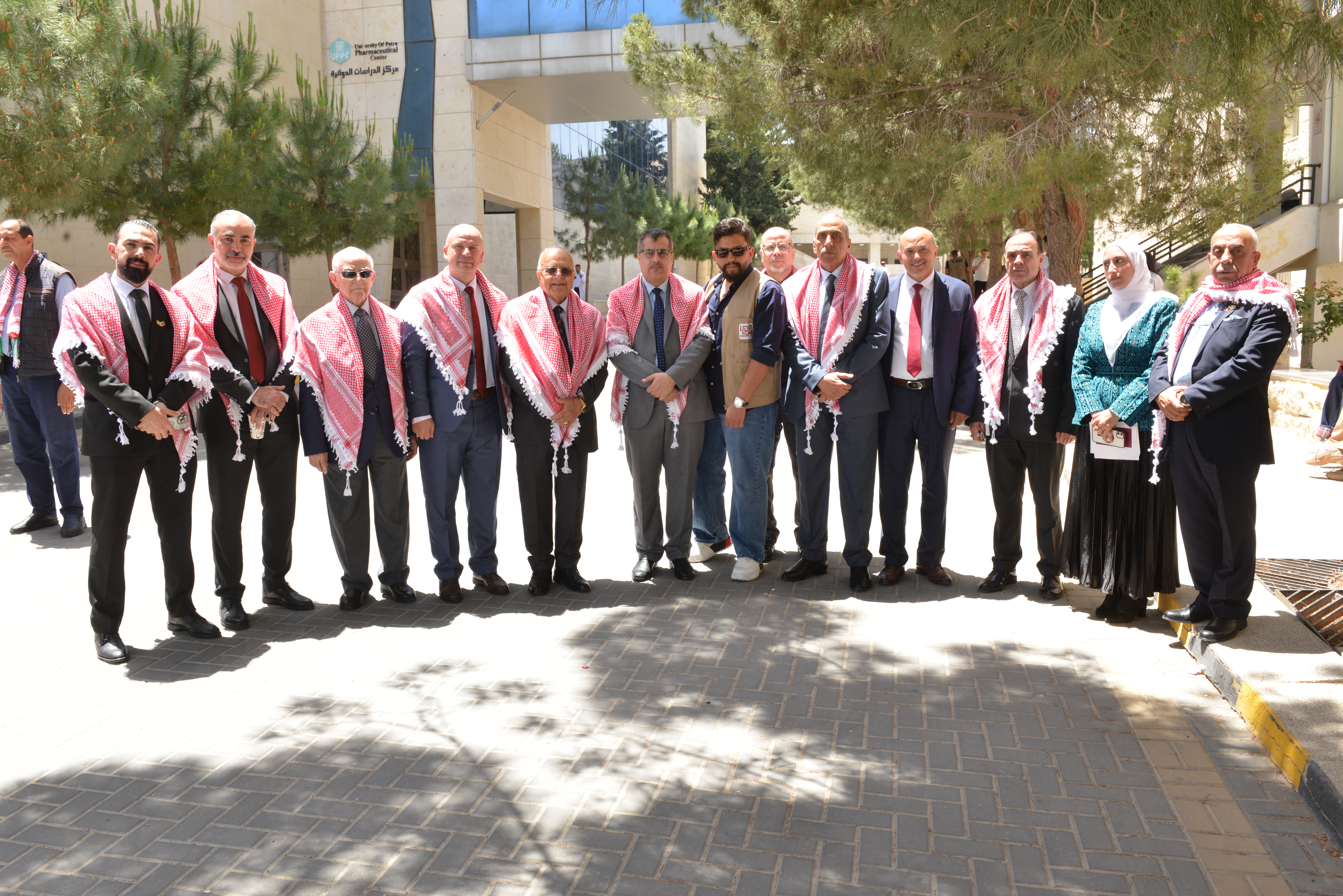 Madar Al-Saa Images 0.6744497036992697