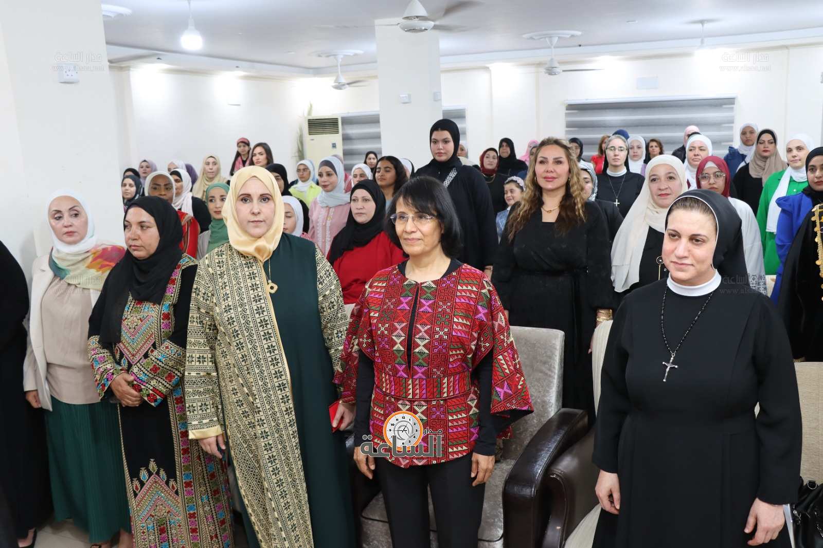 Madar Al-Saa Images 0.6250532038911323