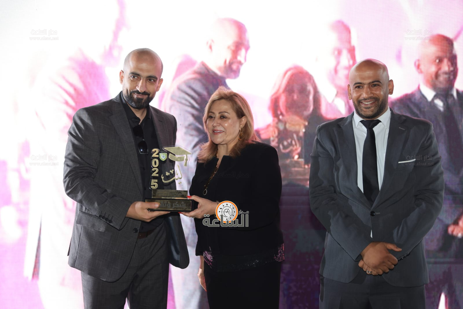 Madar Al-Saa Images 0.4934440683148953