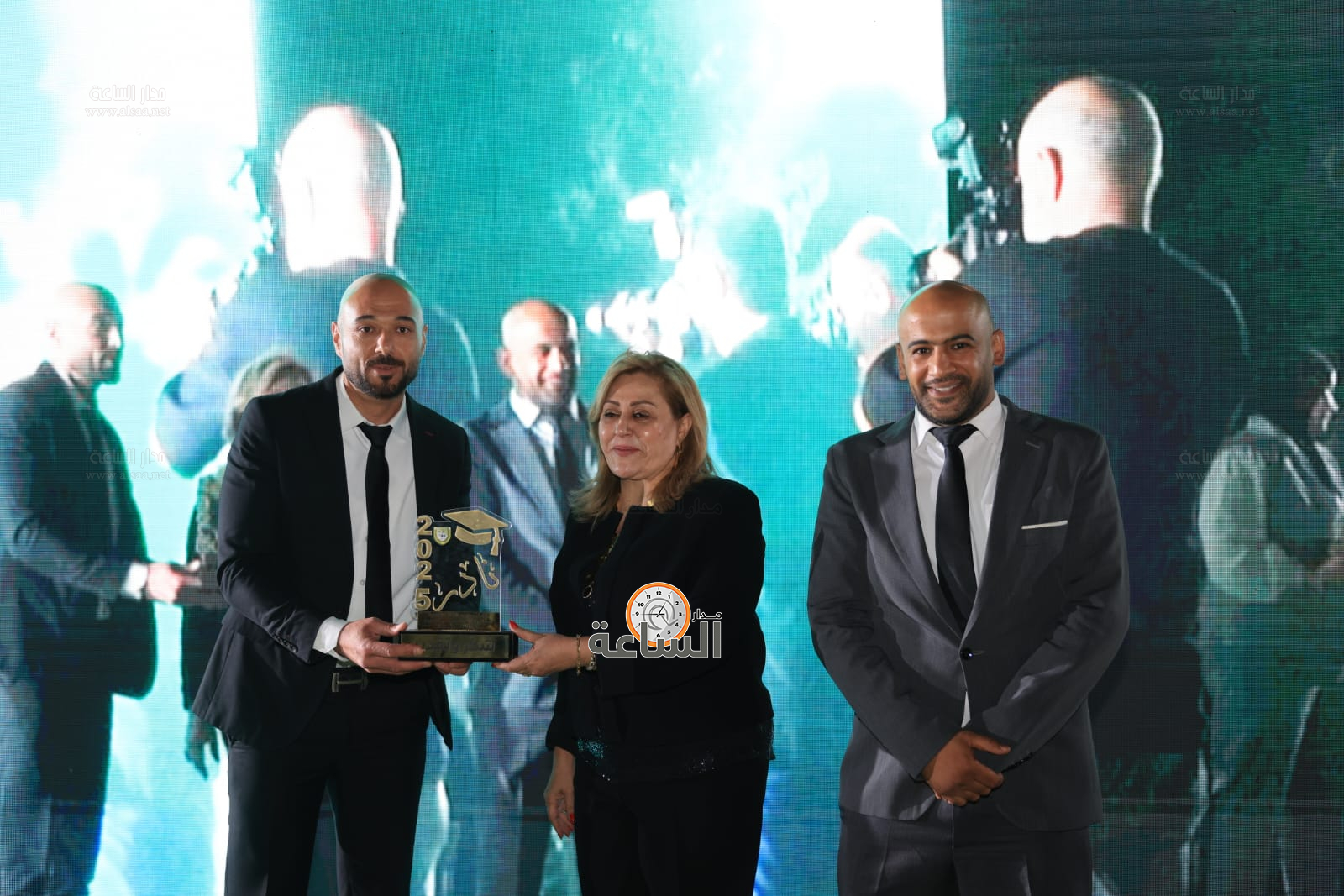 Madar Al-Saa Images 0.11286917896851278