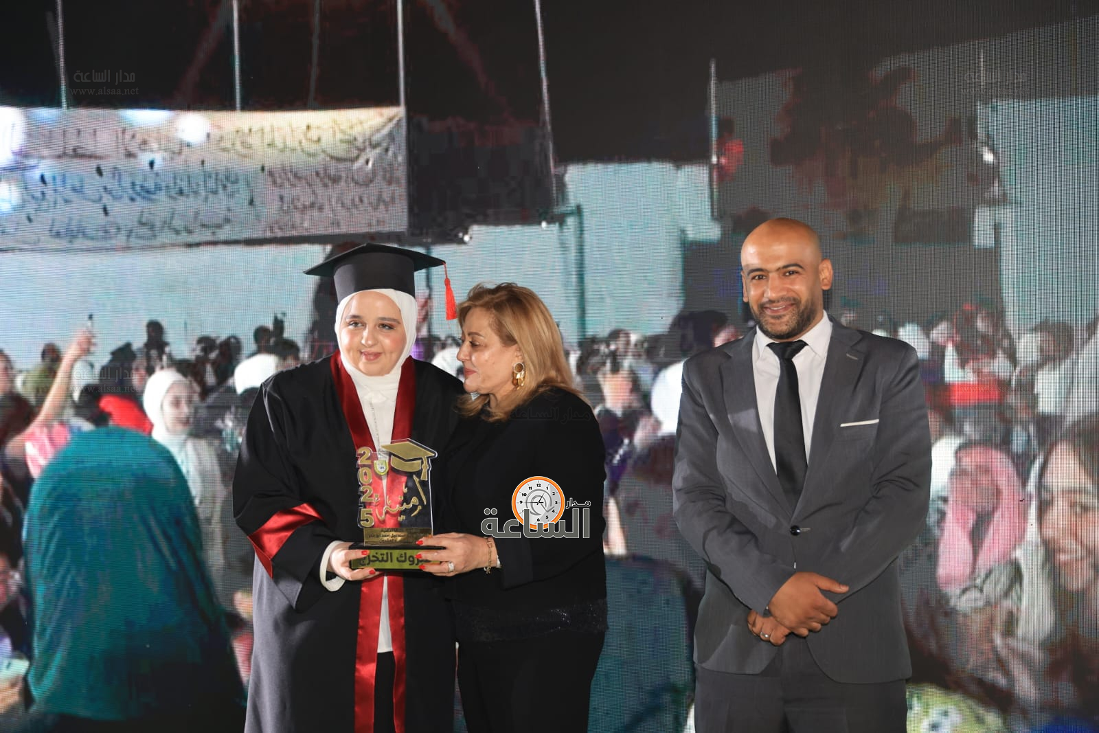 Madar Al-Saa Images 0.44858887635707856