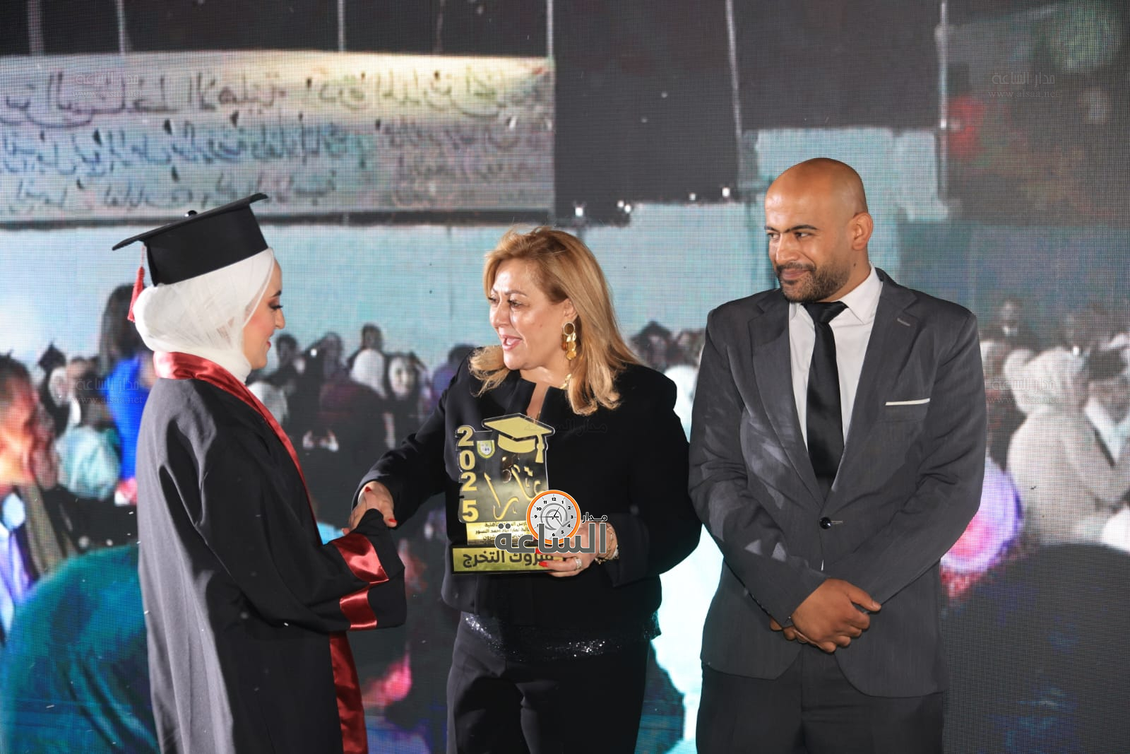 Madar Al-Saa Images 0.6944477957497779