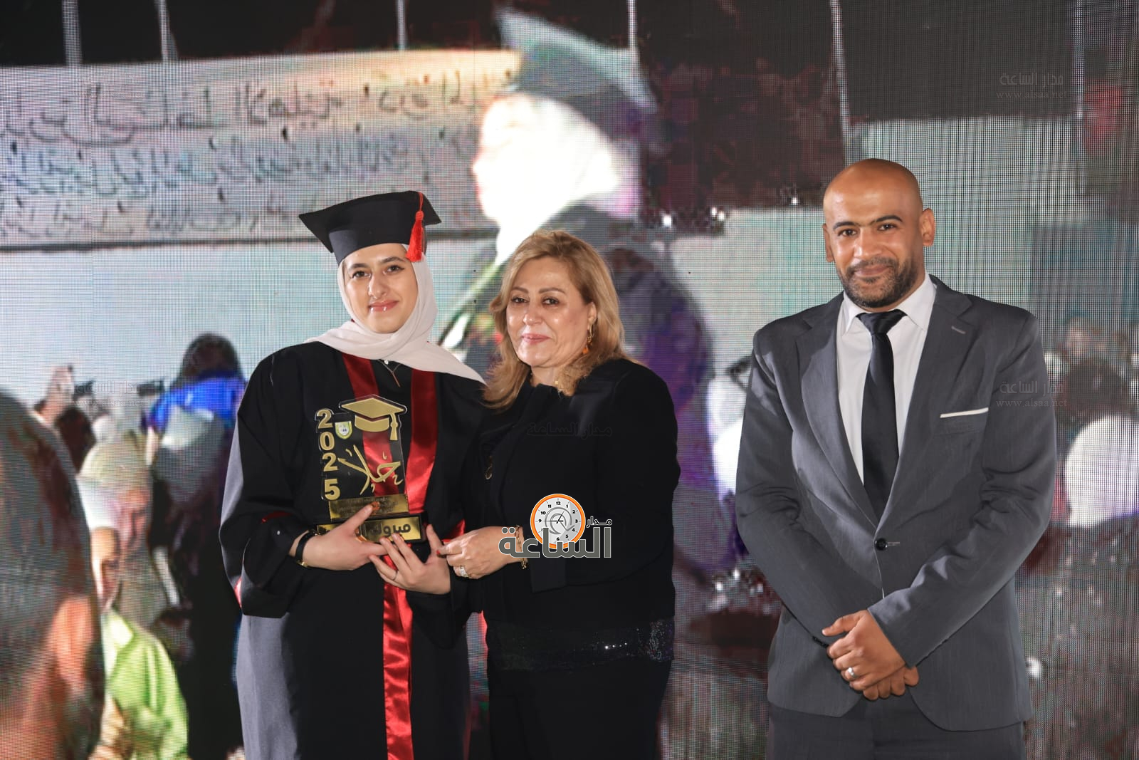 Madar Al-Saa Images 0.6831236844123043