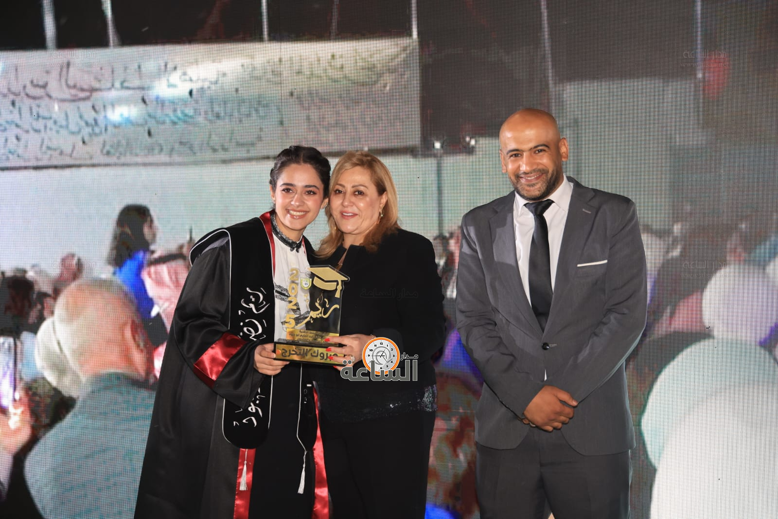 Madar Al-Saa Images 0.6487019254788481