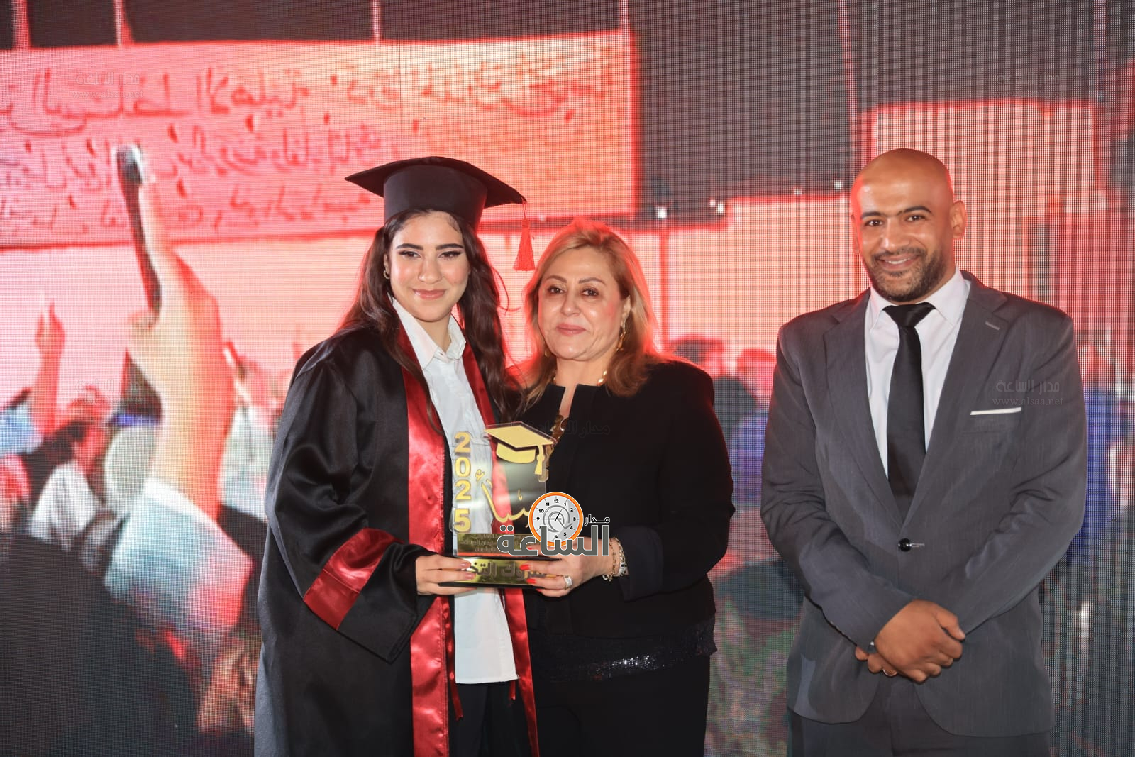 Madar Al-Saa Images 0.580349021778695