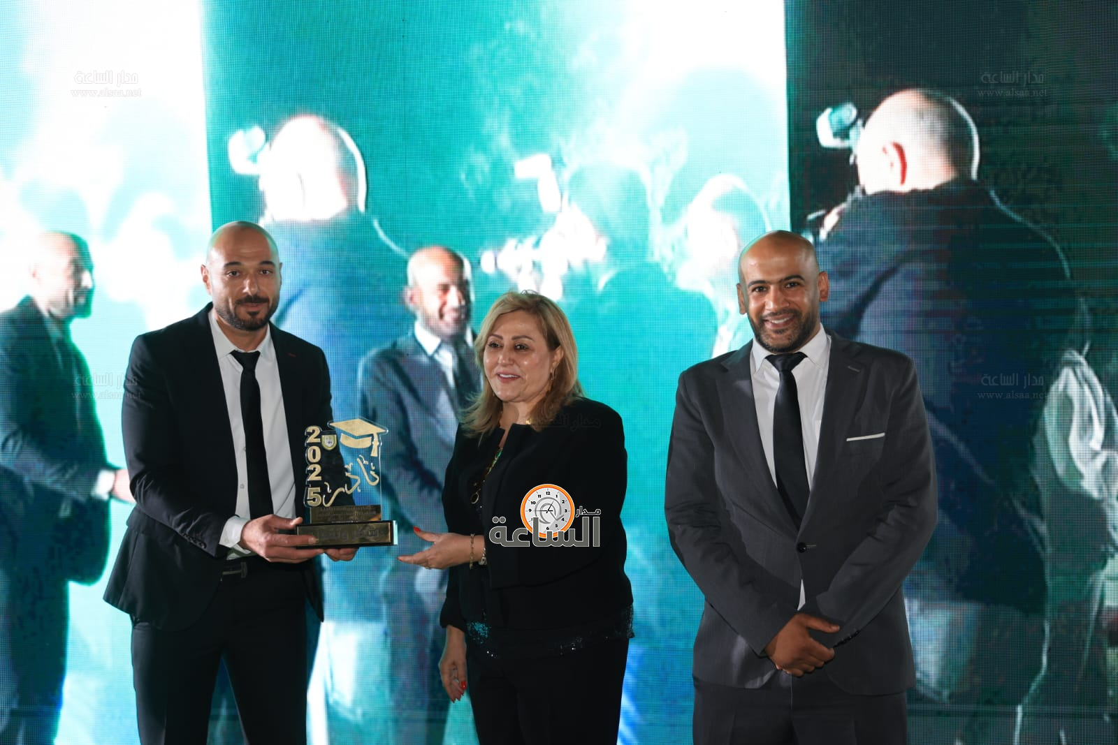 Madar Al-Saa Images 0.8449394538143863