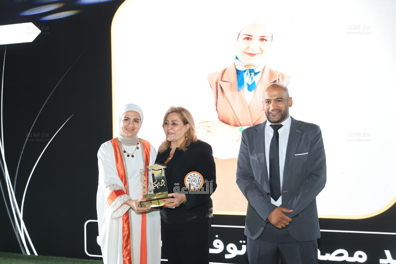 Madar Al-Saa Images 0.805518192883169