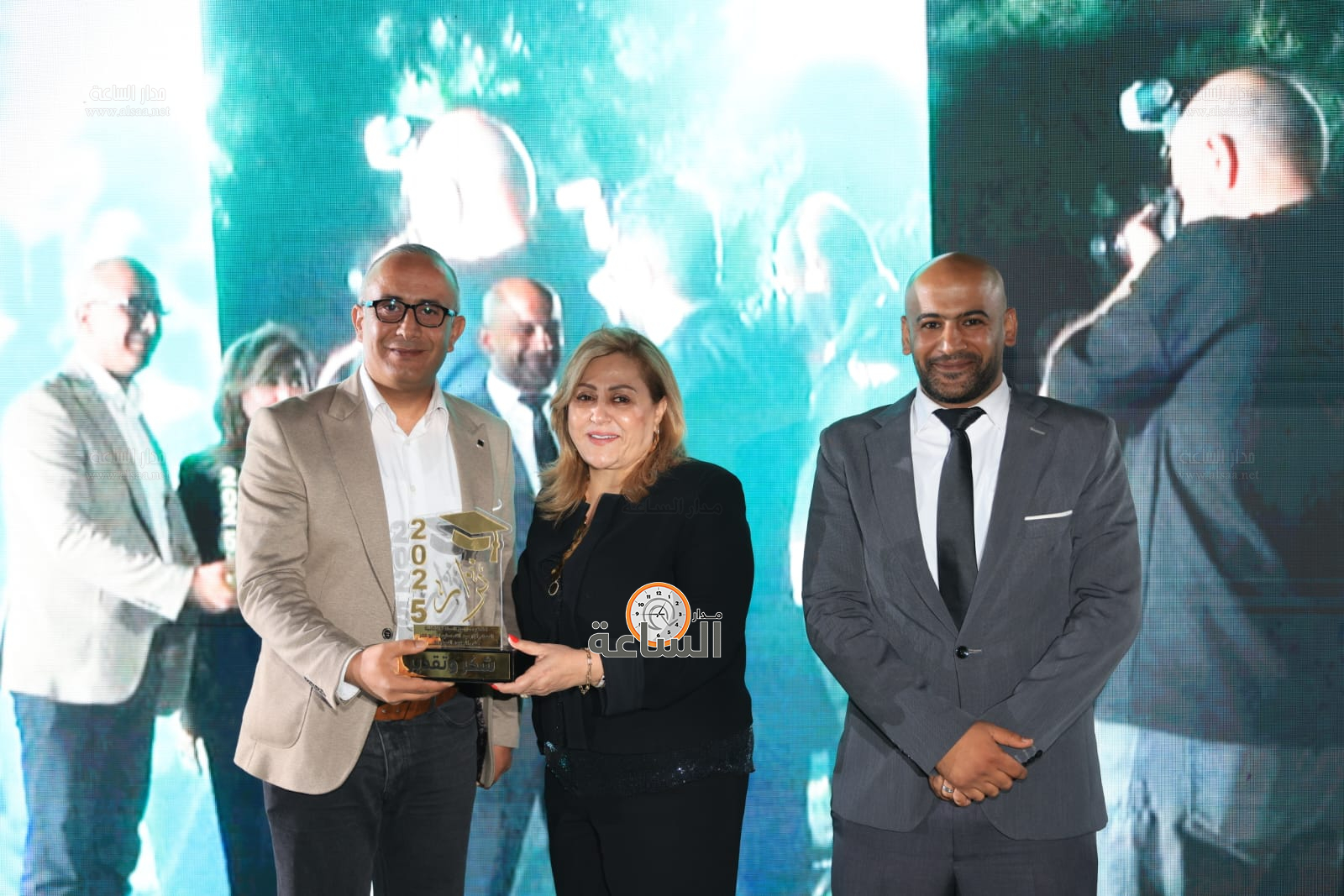 Madar Al-Saa Images 0.895940015178999