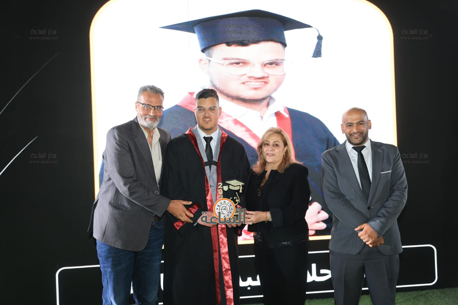 Madar Al-Saa Images 0.5342257333988285