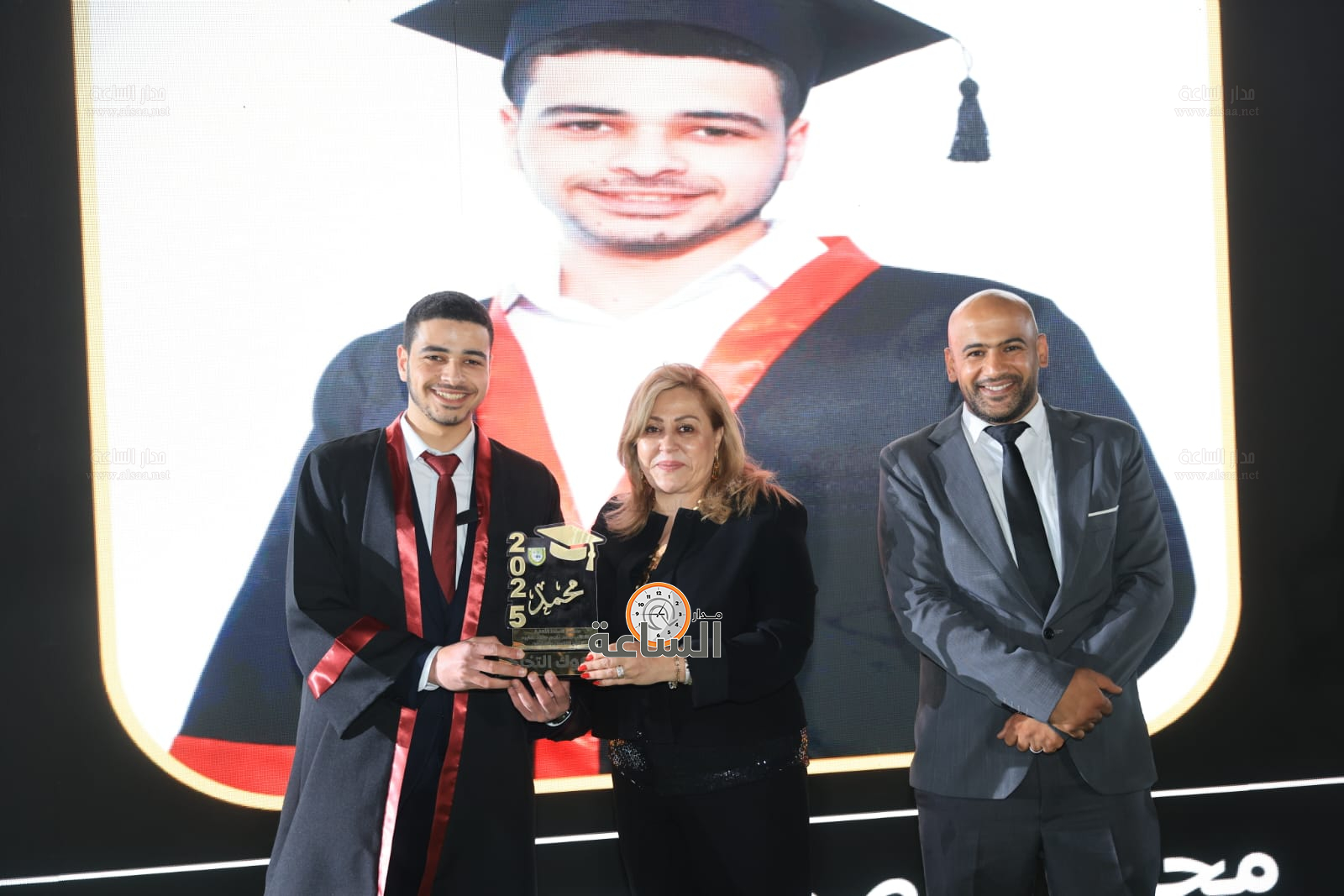 Madar Al-Saa Images 0.388288739885705