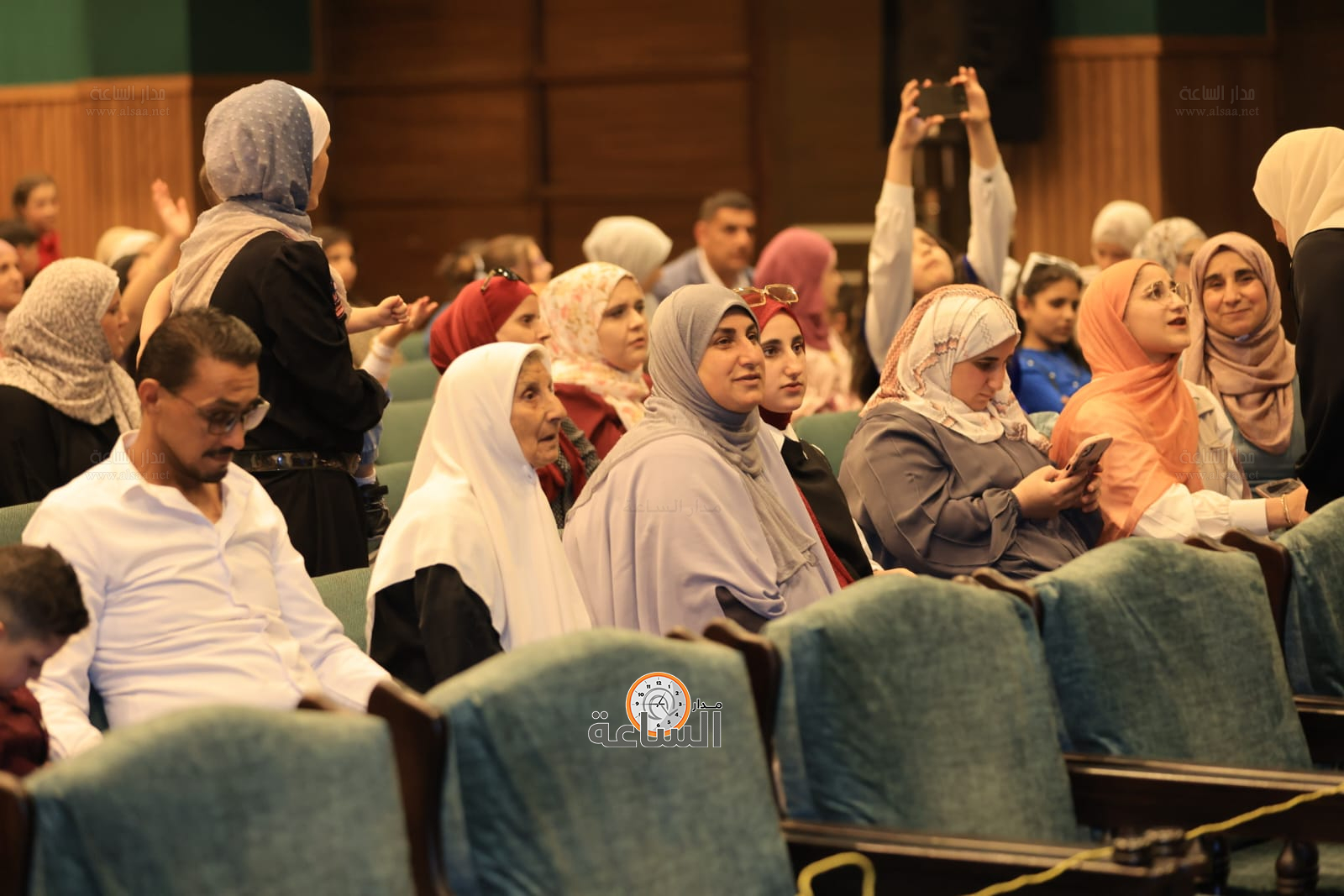 Madar Al-Saa Images 0.15818991121686954