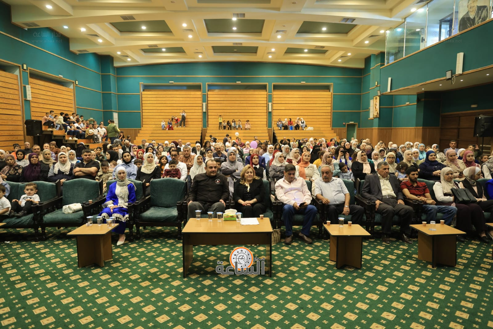 Madar Al-Saa Images 0.8310173458182785