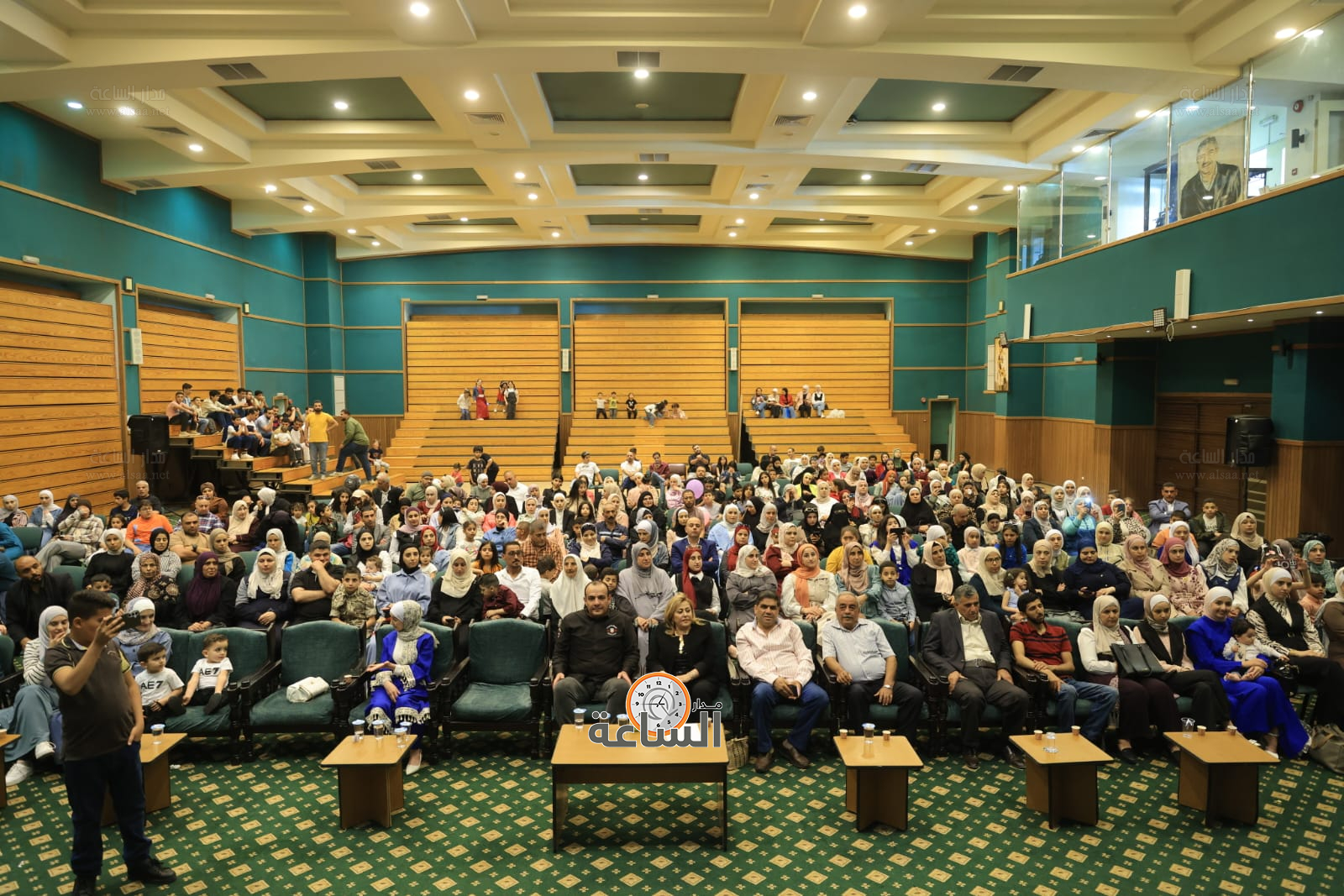 Madar Al-Saa Images 0.41438428910035596