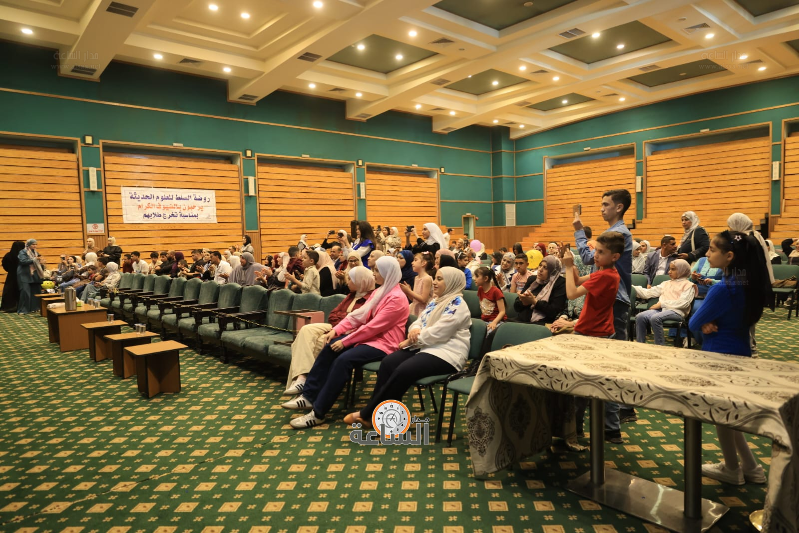 Madar Al-Saa Images 0.2891418549758311