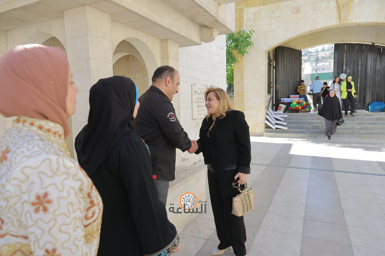 Madar Al-Saa Images 0.606323357025322