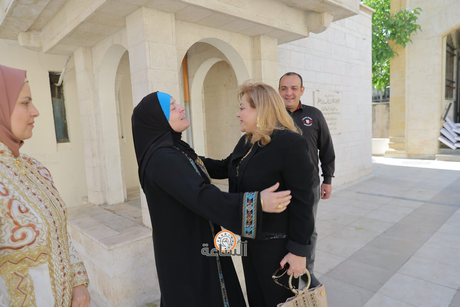 Madar Al-Saa Images 0.9675405604912247