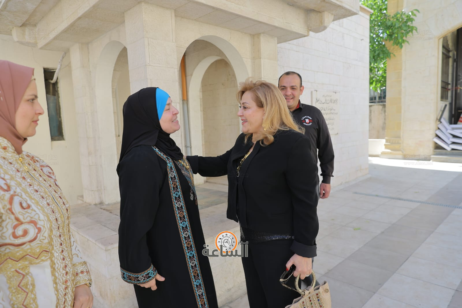 Madar Al-Saa Images 0.5357109660545999