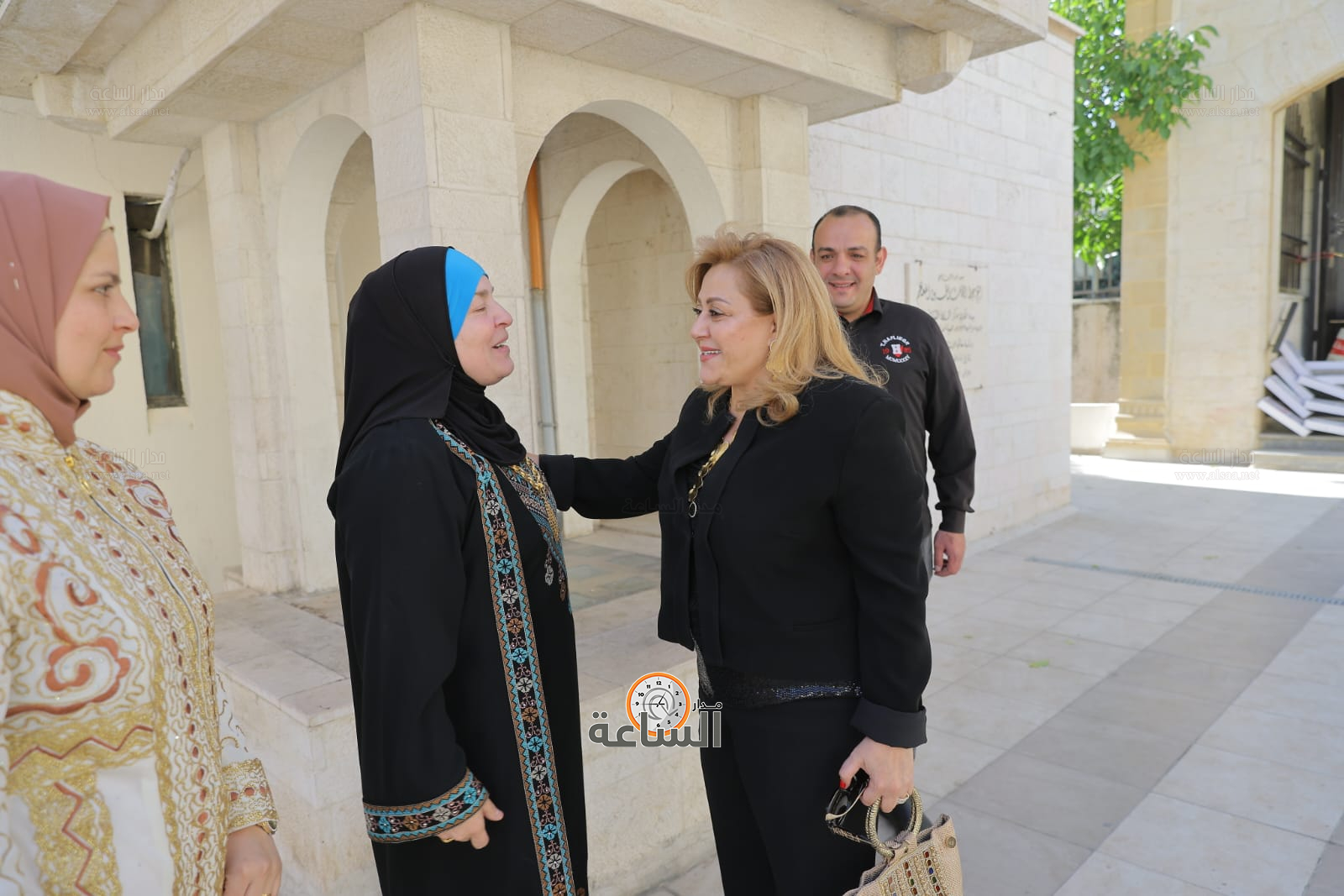 Madar Al-Saa Images 0.7409021848837409