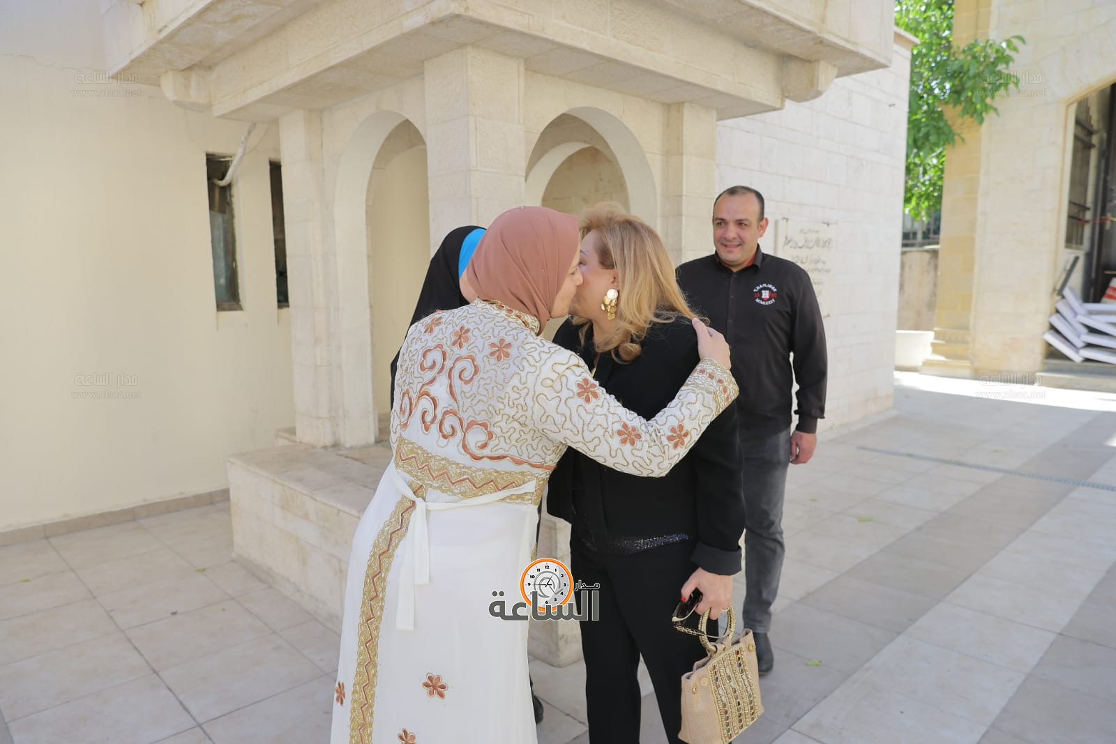 Madar Al-Saa Images 0.7144775767748053