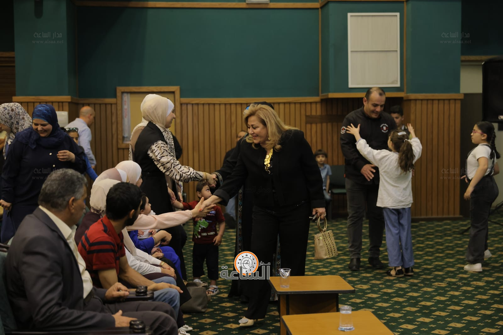 Madar Al-Saa Images 0.3694093396277214