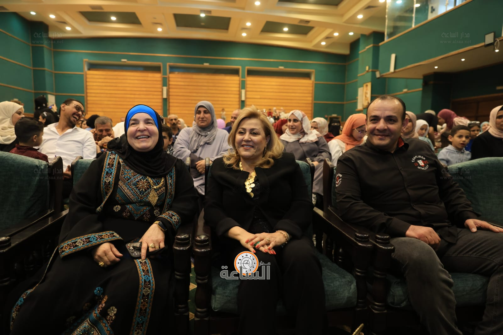 Madar Al-Saa Images 0.16016993012649117