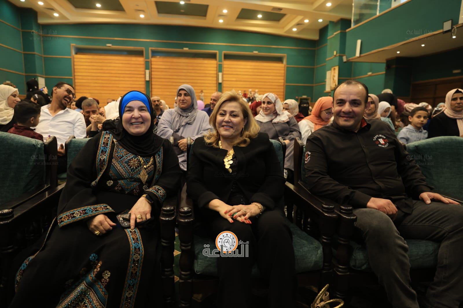 Madar Al-Saa Images 0.6564944873530381