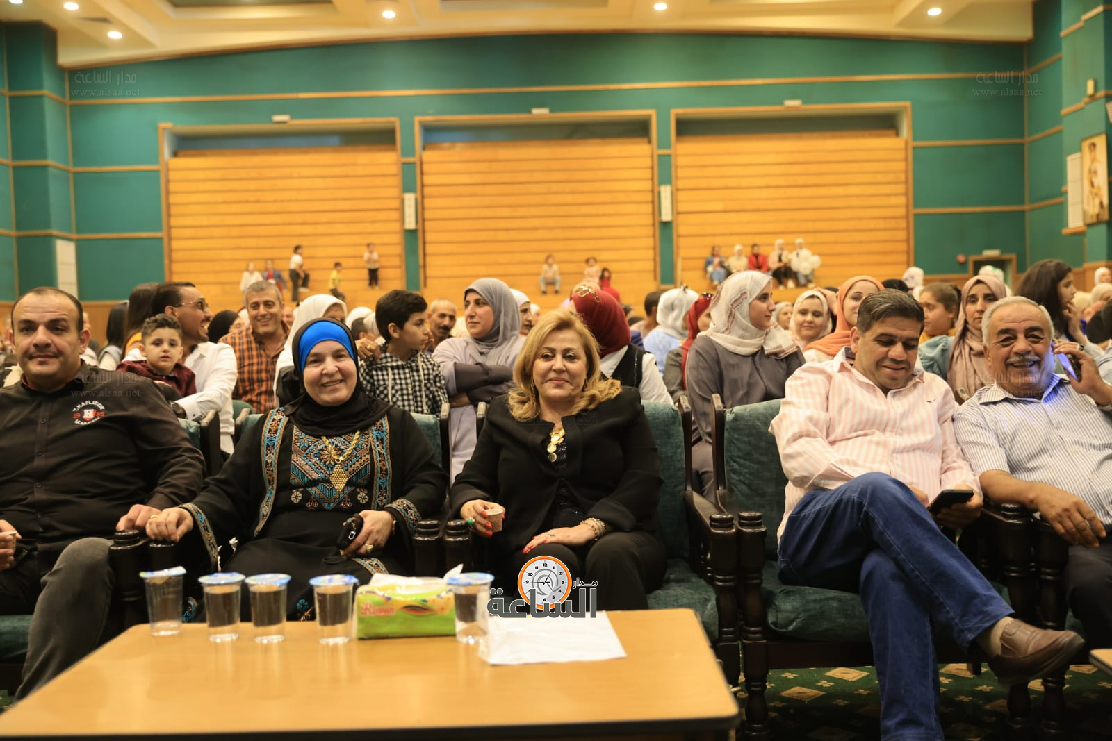 Madar Al-Saa Images 0.17054377175540758