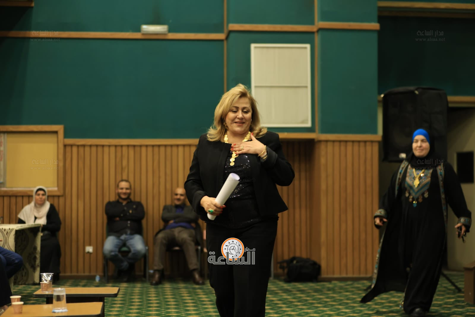 Madar Al-Saa Images 0.46338636528657684