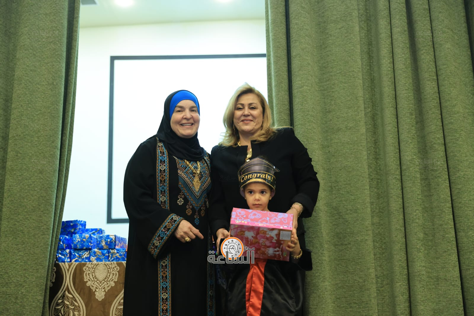 Madar Al-Saa Images 0.18531912290057184