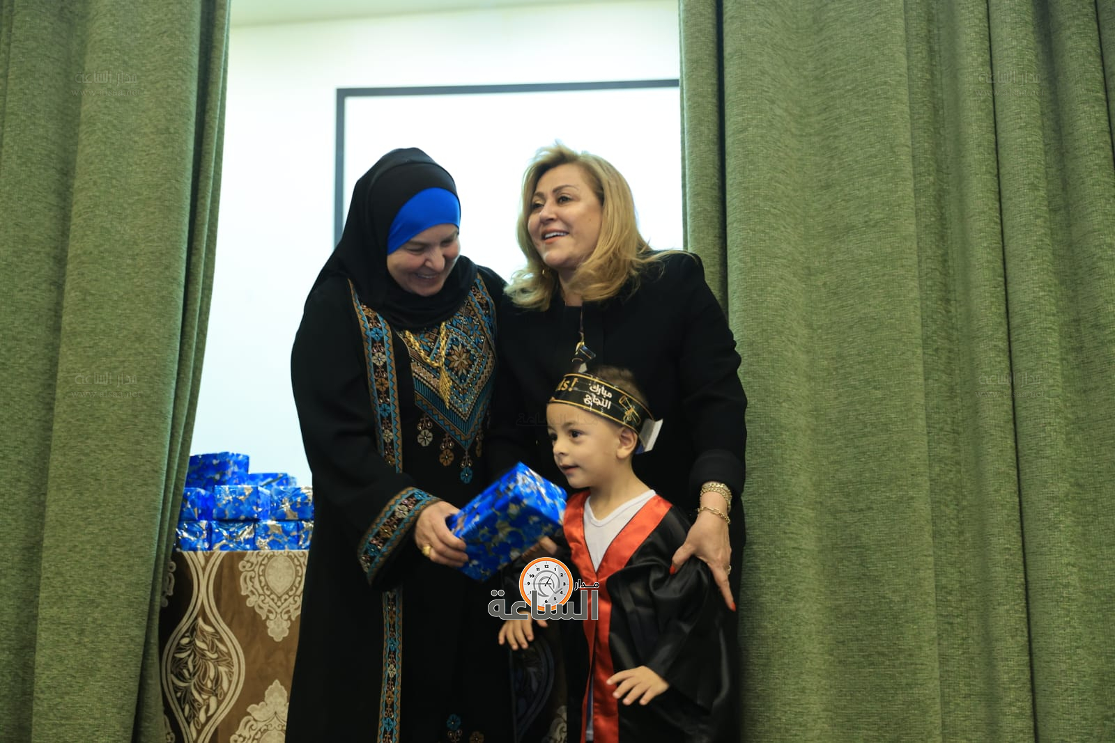 Madar Al-Saa Images 0.04401506042077763