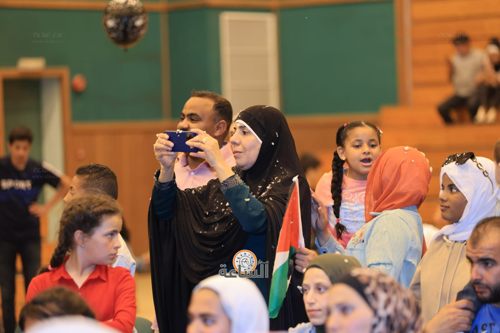 Madar Al-Saa Images 0.6806469582350265