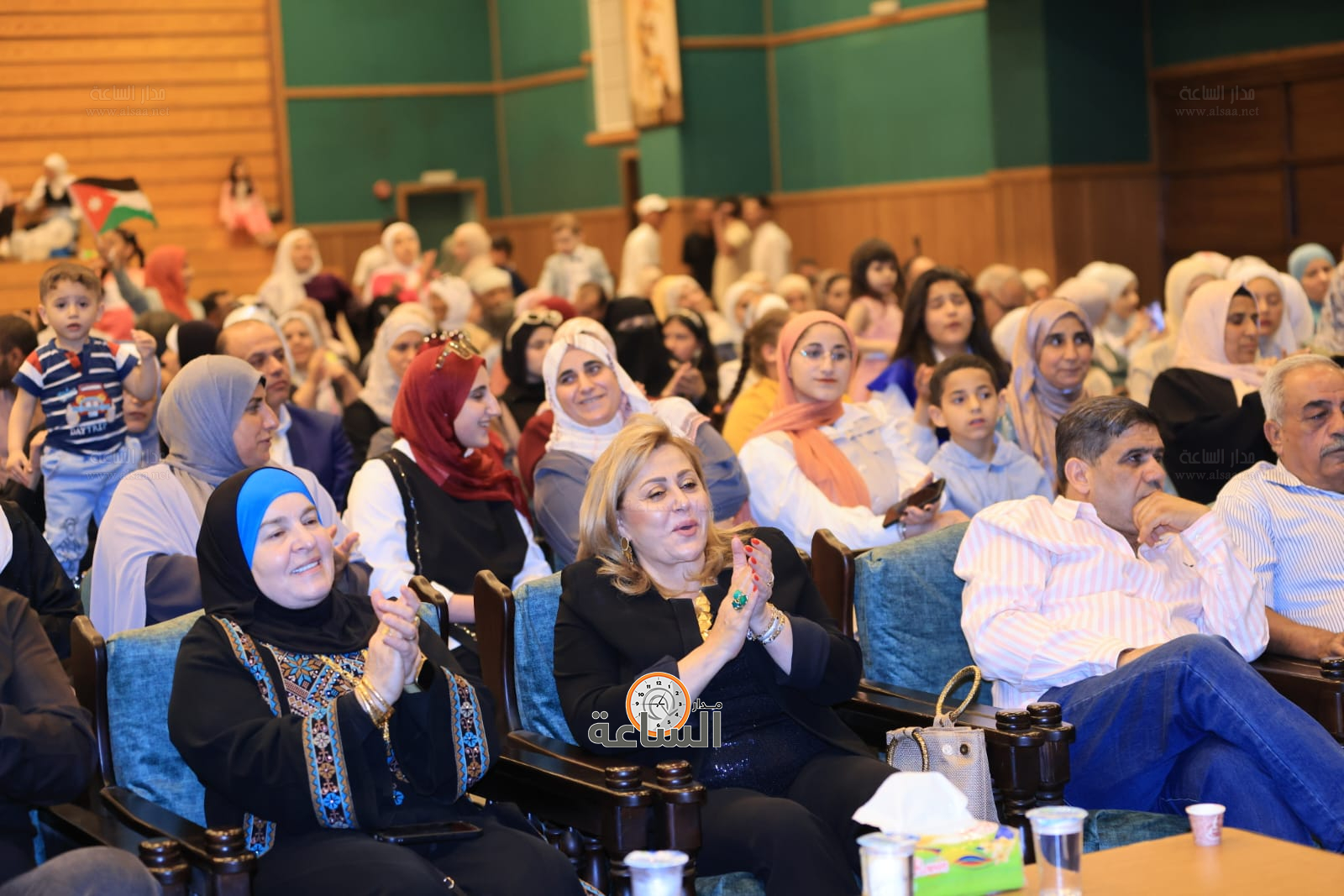 Madar Al-Saa Images 0.5727871041927778