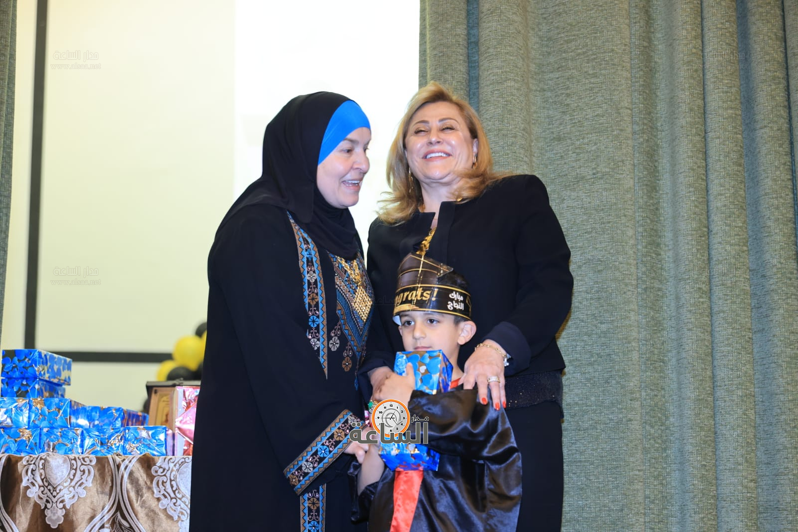 Madar Al-Saa Images 0.493306694874587