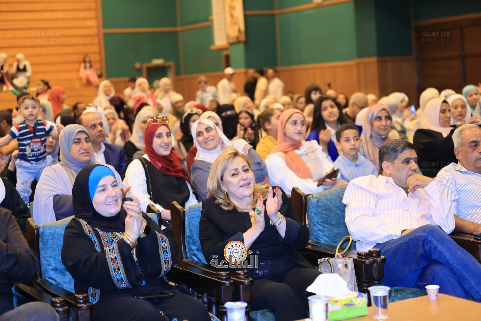 Madar Al-Saa Images 0.3154806346215291