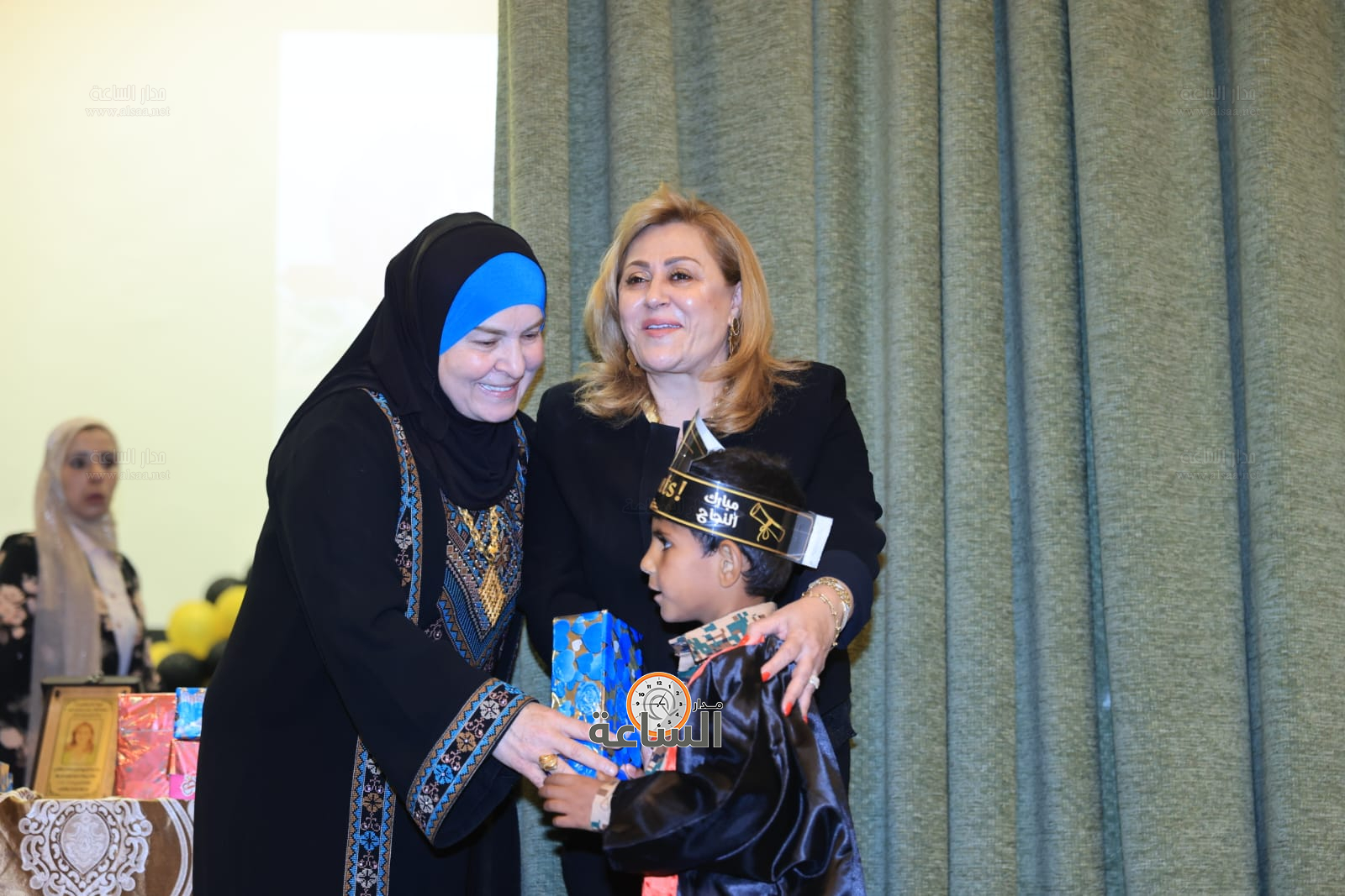 Madar Al-Saa Images 0.8057409657994902