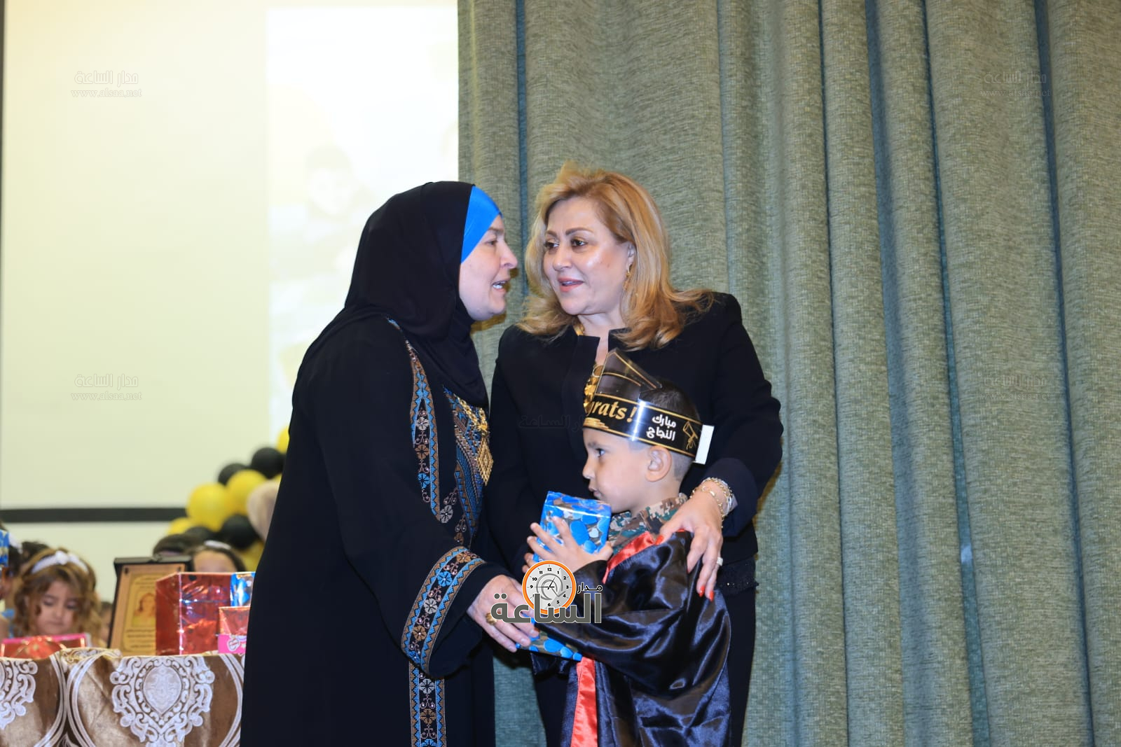 Madar Al-Saa Images 0.9007892884788351