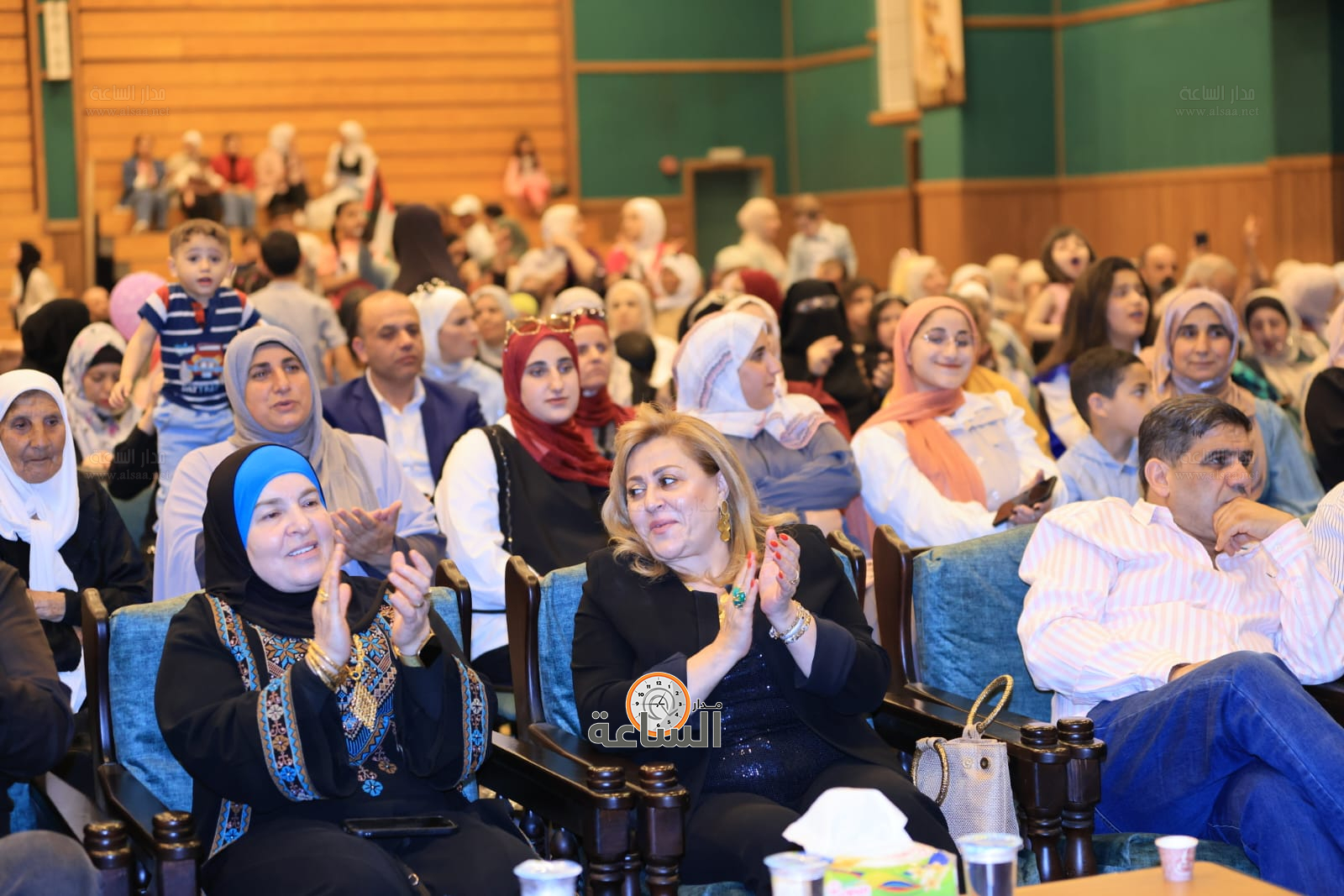 Madar Al-Saa Images 0.8477256468401998