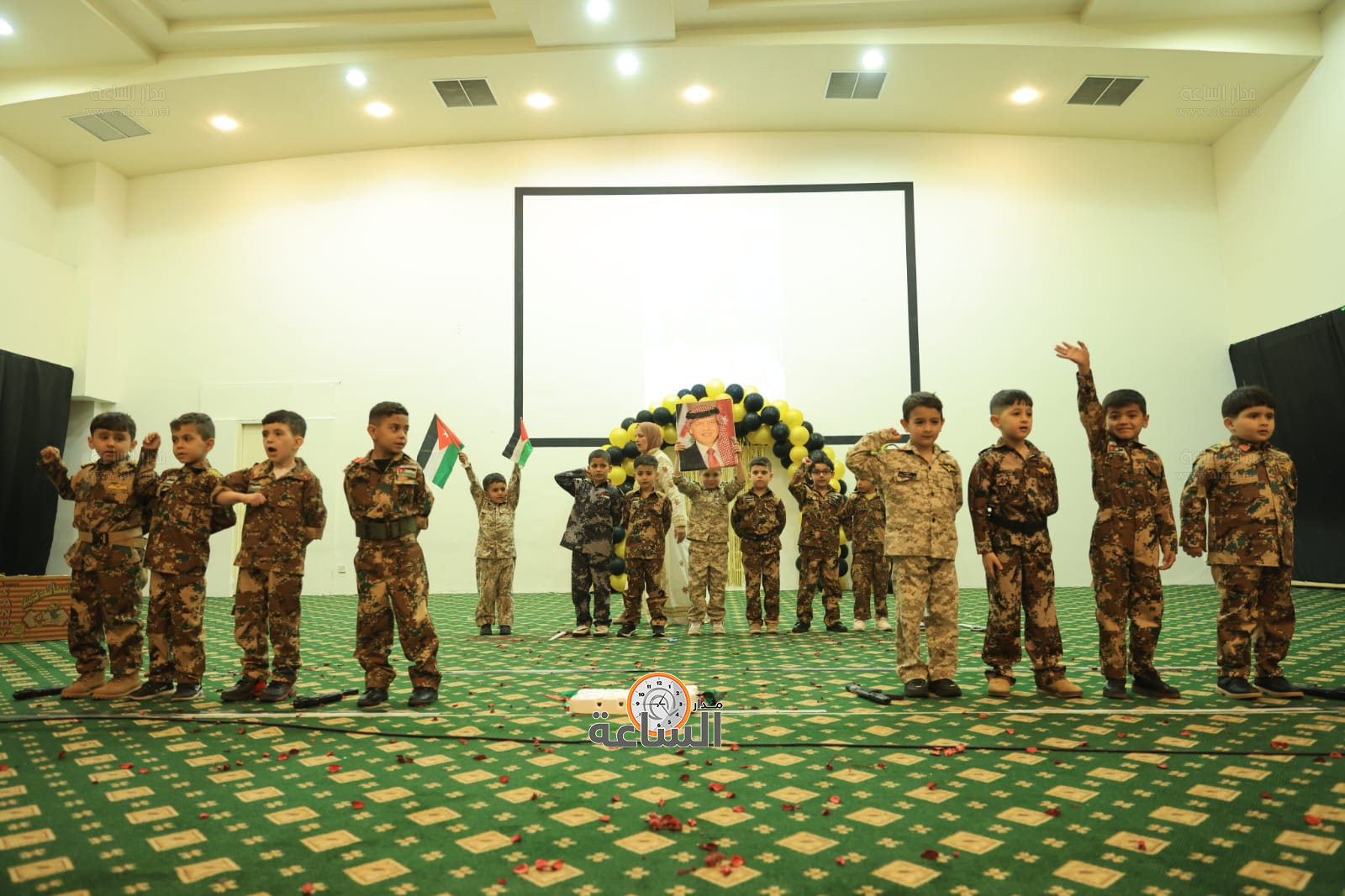 Madar Al-Saa Images 0.37857014594058547