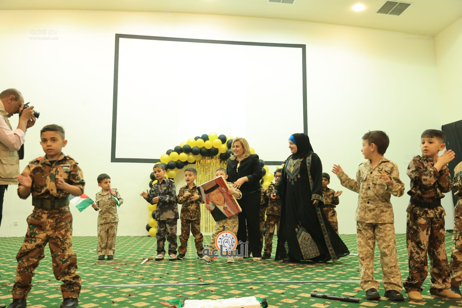 Madar Al-Saa Images 0.7498755883585273