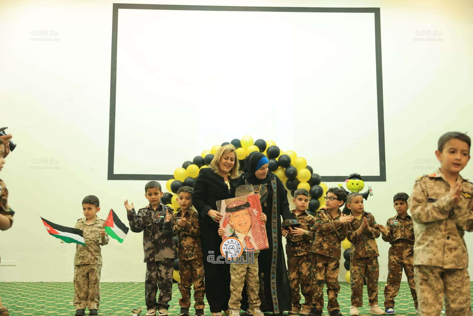 Madar Al-Saa Images 0.4304776712934618