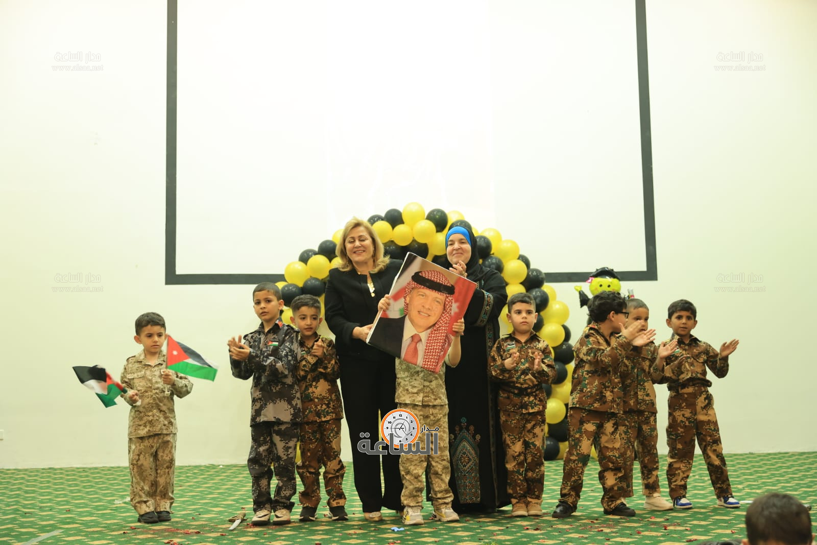 Madar Al-Saa Images 0.7750630346493782