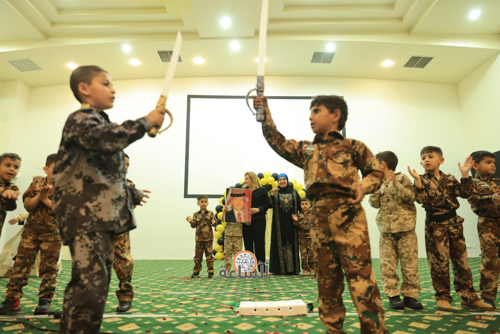 Madar Al-Saa Images 0.4946912275644375