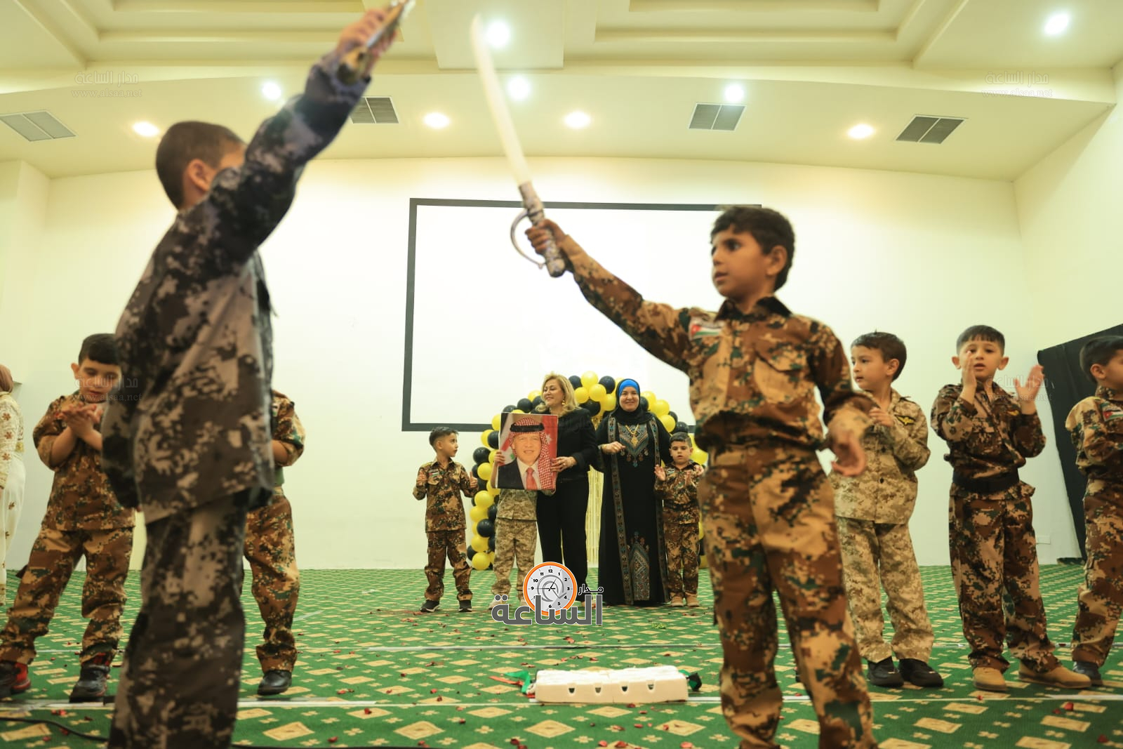 Madar Al-Saa Images 0.15148176750091968