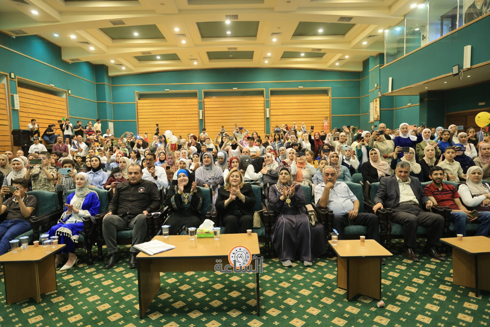 Madar Al-Saa Images 0.0002039585381942155