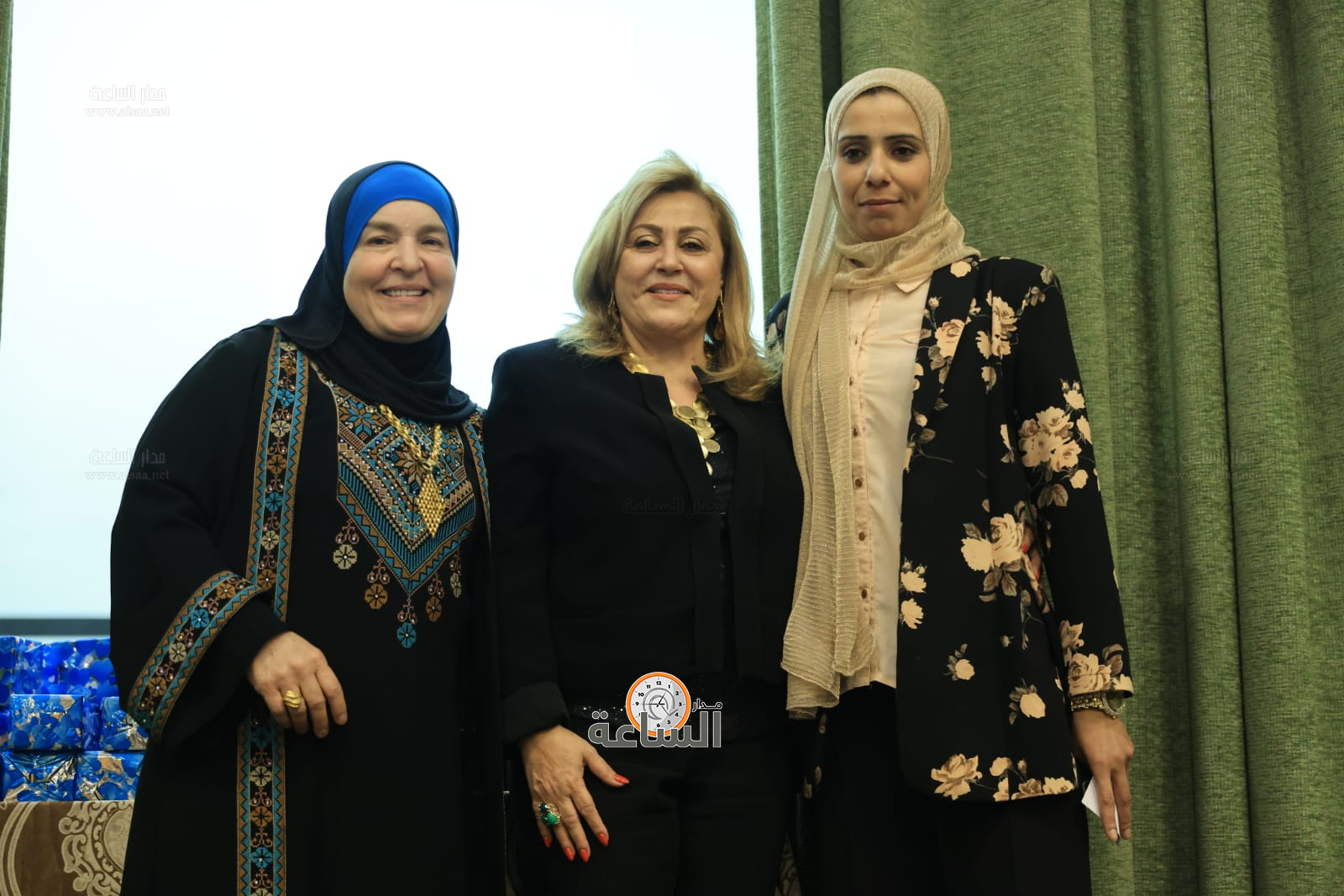 Madar Al-Saa Images 0.3854202850922267