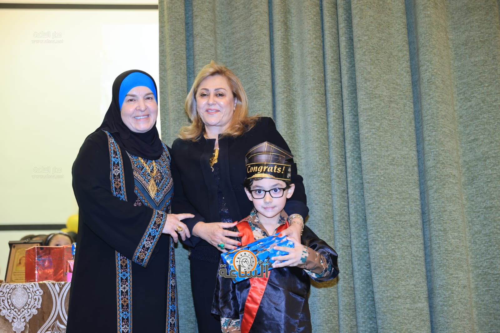 Madar Al-Saa Images 0.557182815332836